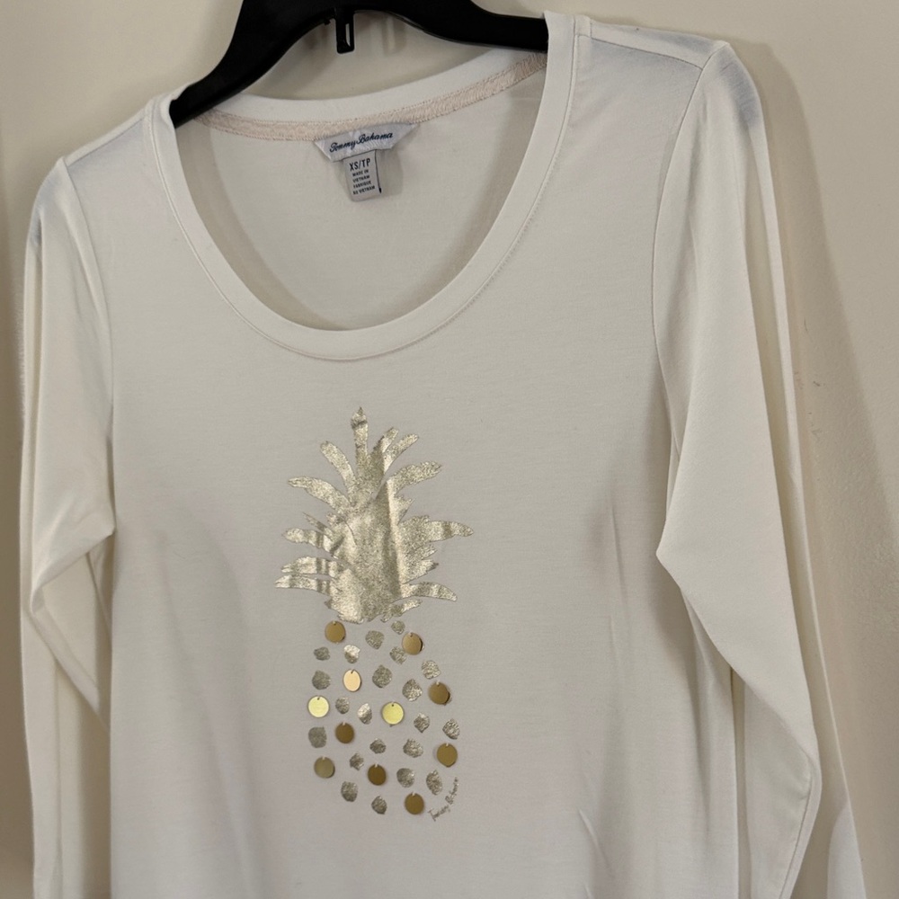 Tommy Bahama White Long Sleeve Tee with Gold Pineapple sequin Graphic design - Picture 5 of 13